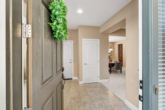 11836 Slate Falls Way, Rancho Cordova, CA 95742