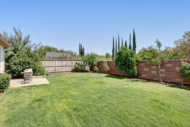 11836 Slate Falls Way, Rancho Cordova, CA 95742
