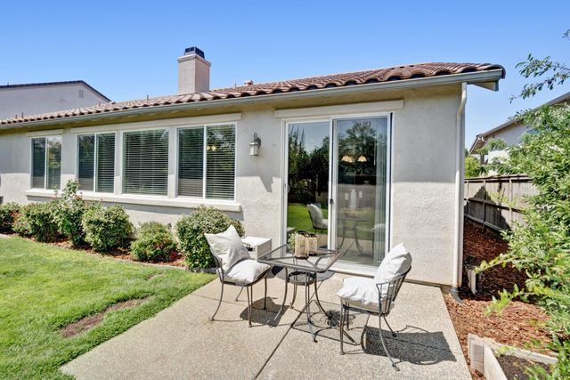 11836 Slate Falls Way, Rancho Cordova, CA 95742