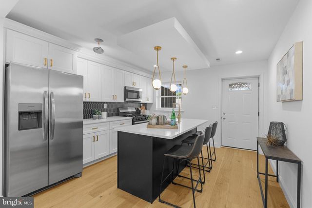 2516 E FEDERAL ST, Baltimore, MD 21213