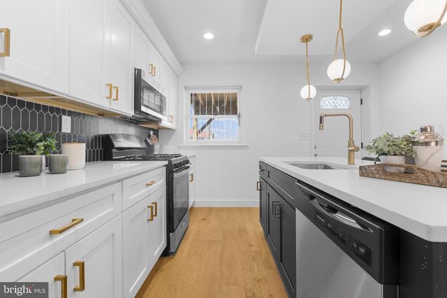 2516 E FEDERAL ST, Baltimore, MD 21213