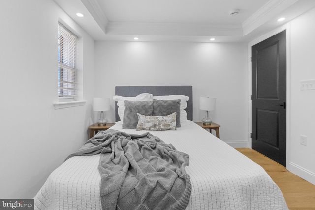 2516 E FEDERAL ST, Baltimore, MD 21213