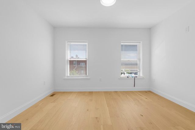 2516 E FEDERAL ST, Baltimore, MD 21213