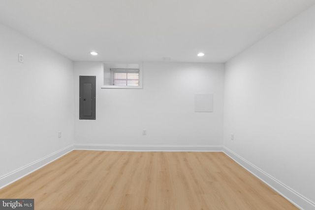 2516 E FEDERAL ST, Baltimore, MD 21213