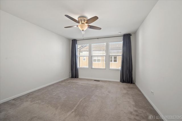 3543 Kemper Drive, Woodridge, IL 60517