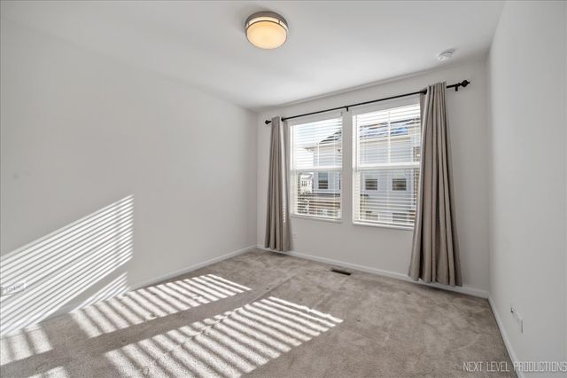 3543 Kemper Drive, Woodridge, IL 60517