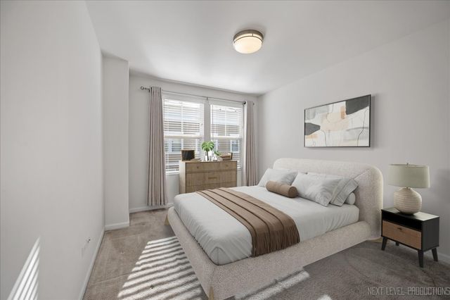 3543 Kemper Drive, Woodridge, IL 60517