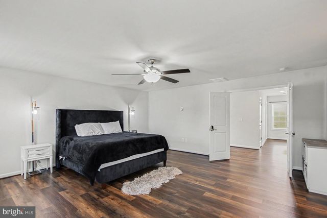 9510 HILLCREST DR, Fredericksburg, VA 22407