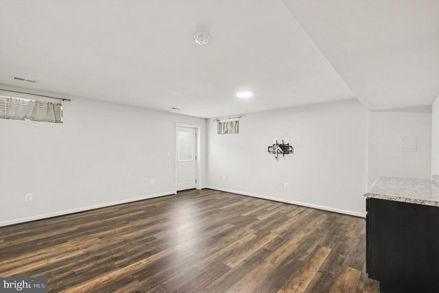 9510 HILLCREST DR, Fredericksburg, VA 22407