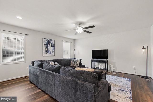 9510 HILLCREST DR, Fredericksburg, VA 22407