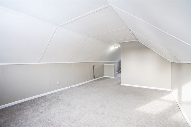 27 Campbell Dr, Agawam, MA 01001