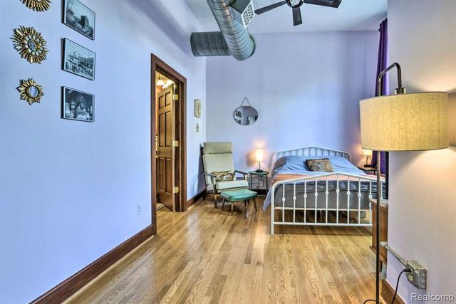 1395 Antietam 37, Detroit, MI 48207