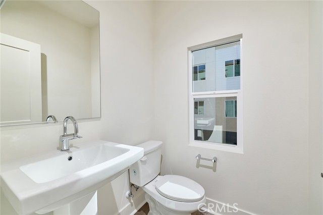 7268 Aura Circle, Huntington Beach, CA 92647