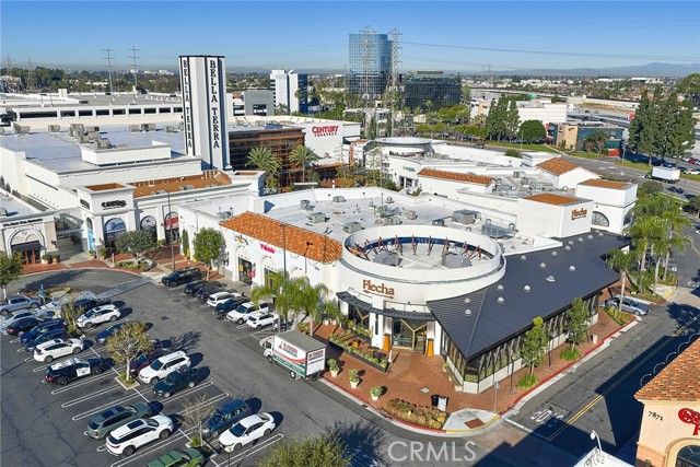 7268 Aura Circle, Huntington Beach, CA 92647