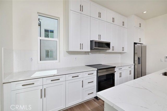 7268 Aura Circle, Huntington Beach, CA 92647