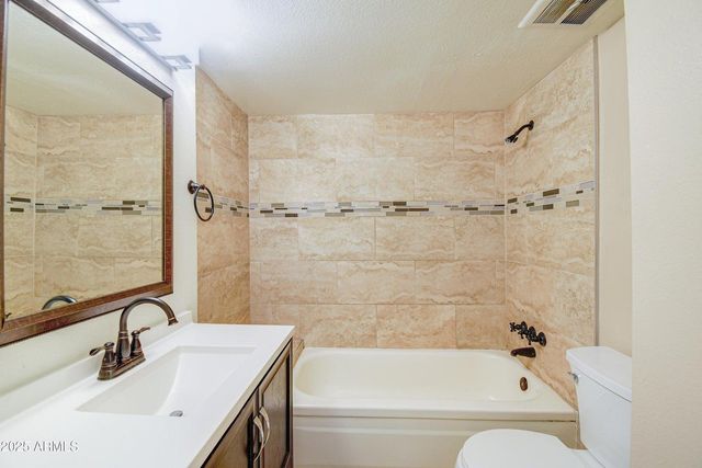 3416 N 44th Street Unit 8, Phoenix, AZ 85018