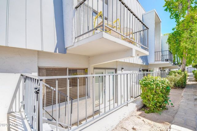 3416 N 44th Street Unit 8, Phoenix, AZ 85018