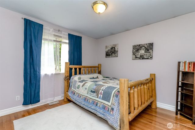 12111 213th Avenue Ct E, Bonney Lake, WA 98391