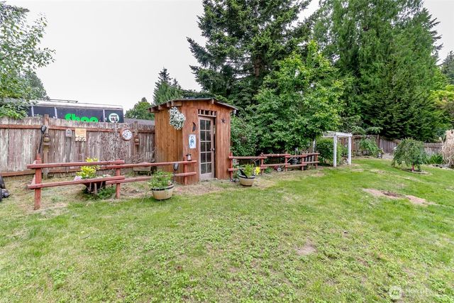 12111 213th Avenue Ct E, Bonney Lake, WA 98391