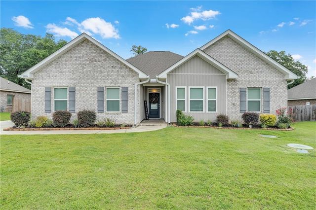 11404 Oak Alley Drive S, Grand Bay, AL 36541