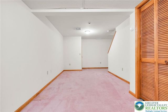 2721 Tamlynn Lane, Easton, PA 18045