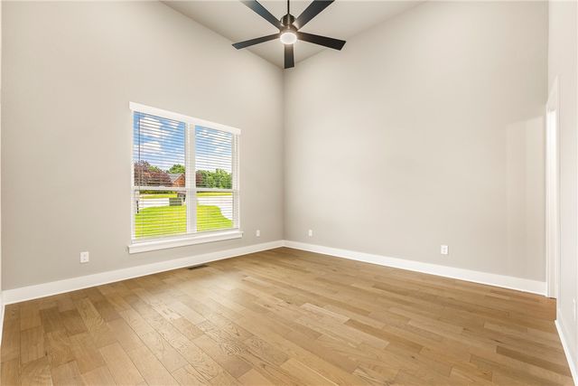 13619 Eastgate Drive, Rogers, AR 72756