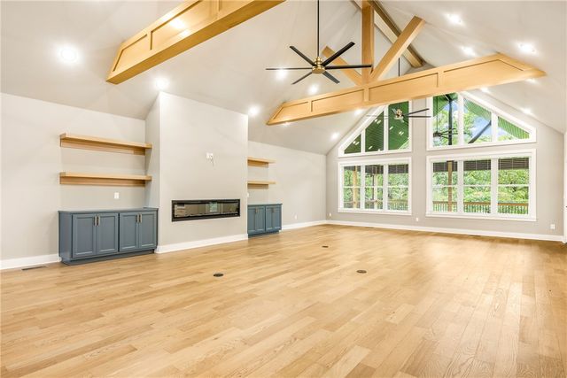 13619 Eastgate Drive, Rogers, AR 72756