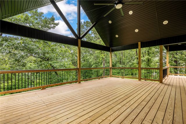 13619 Eastgate Drive, Rogers, AR 72756