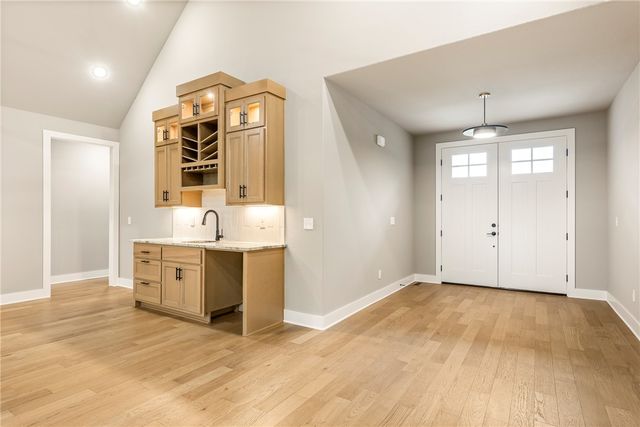 13619 Eastgate Drive, Rogers, AR 72756