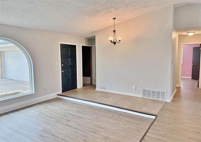 238 NE 46th ST, Lawton, OK 73507