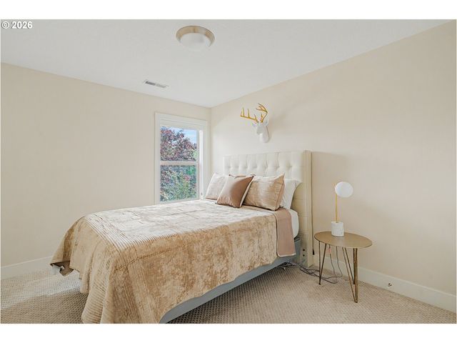 9621 Sw 48TH Ave, Portland, OR 97219