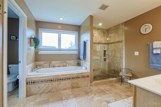 5143 Whispering Springs Road, Mason, OH 45040