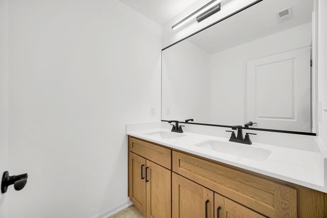 716 Verdano Terrace, Crown Point, IN 46307