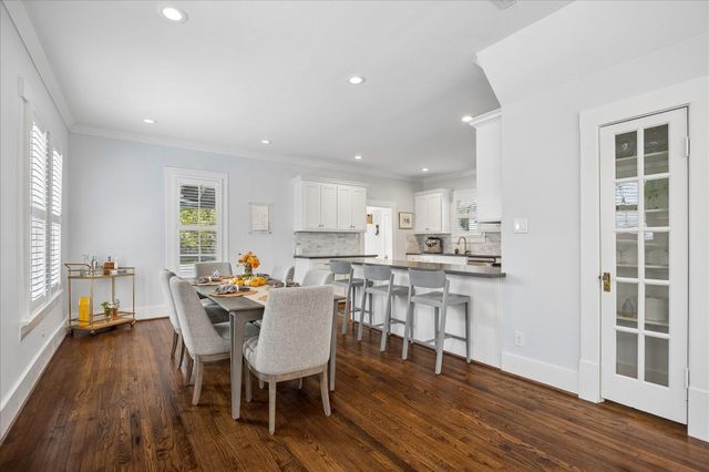 1221 Columbia Street, Houston, TX 77008