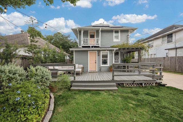 1221 Columbia Street, Houston, TX 77008