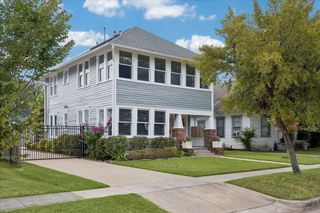 1221 Columbia Street, Houston, TX 77008