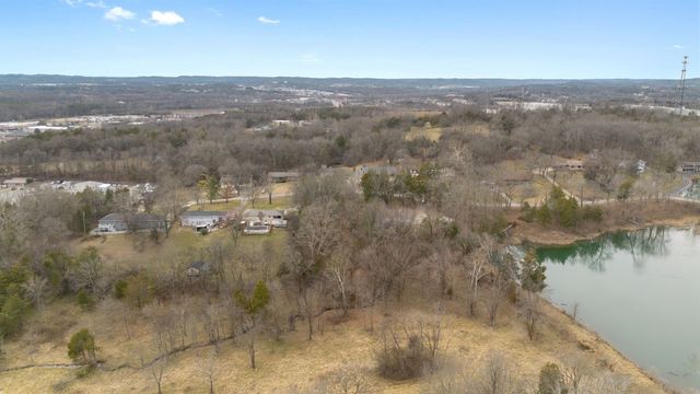 118 Mallard Dr, Hendersonville, TN 37075