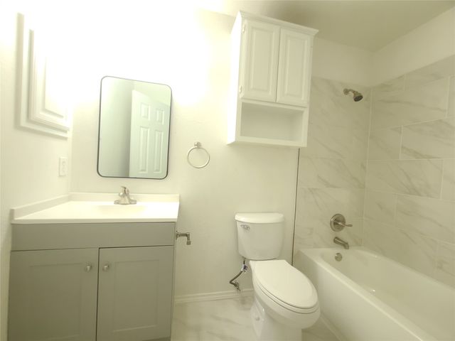 2217 Sky Harbor Drive, Plano, TX 75025