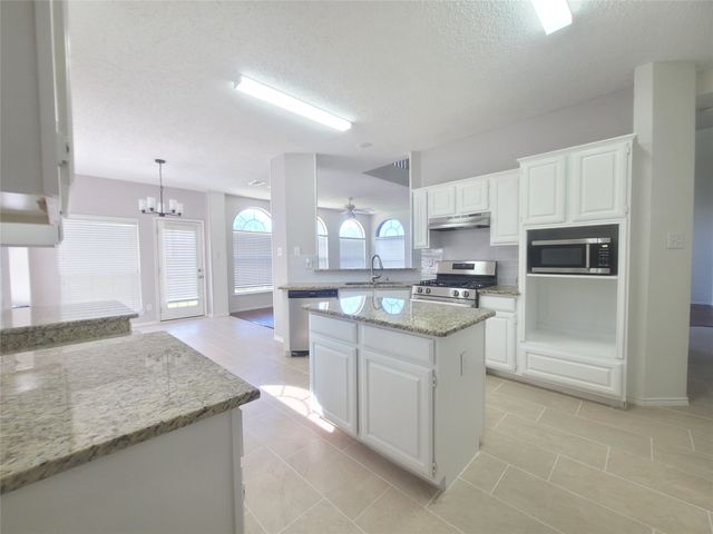2217 Sky Harbor Drive, Plano, TX 75025