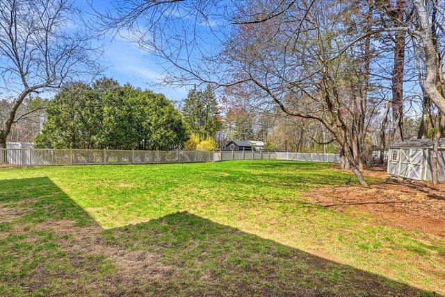 5 Okemo Ridge Road, Sutton, MA 01590
