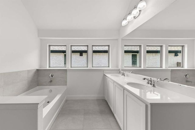 3937 Melica Lane, Heartland, TX 75114