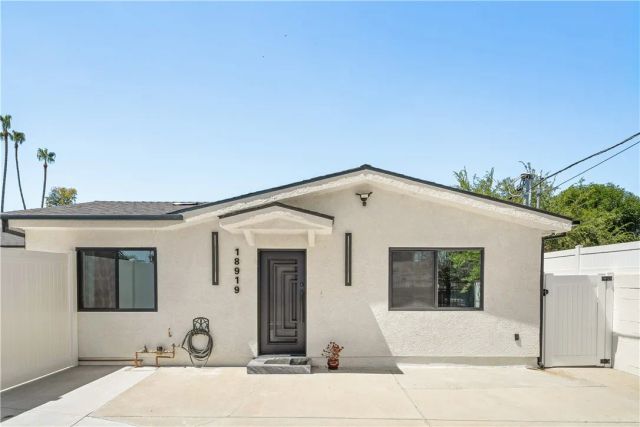 18919 Keswick Street, Reseda, CA 91335