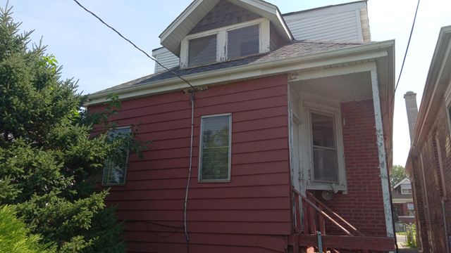 6742 S Carpenter Street, Chicago, IL 60621
