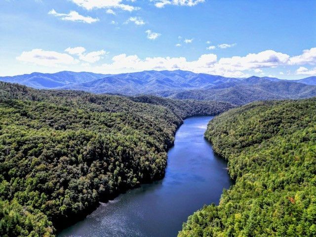 561 Deals Gap Road, Bryson City, NC 28713