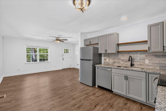 700 Runyan Drive, Chattanooga, TN 37405
