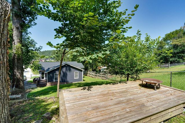 700 Runyan Drive, Chattanooga, TN 37405