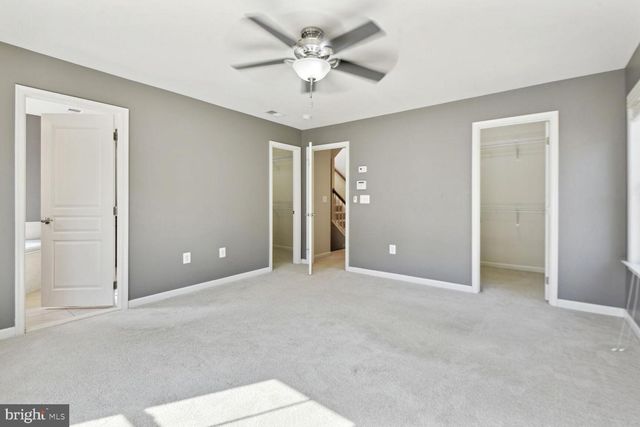 3439 S KEMPER RD, Arlington, VA 22206