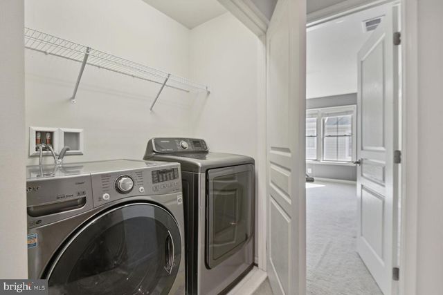 3439 S KEMPER RD, Arlington, VA 22206