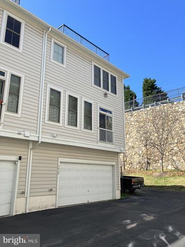 3439 S KEMPER RD, Arlington, VA 22206