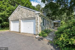 809 CONTENTION LN, Berwyn, PA 19312